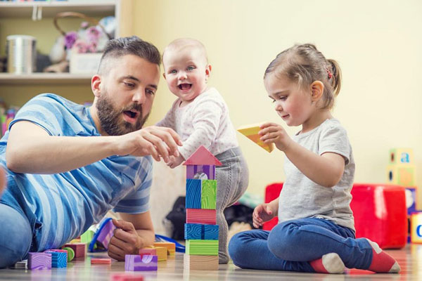 نقش والدین در بازی‌های کودکانه